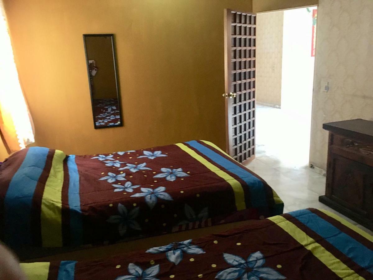 Casa Alsacia Otel Guadalajara Dış mekan fotoğraf